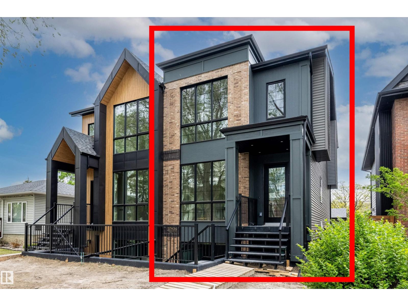 10934 132 ST NW