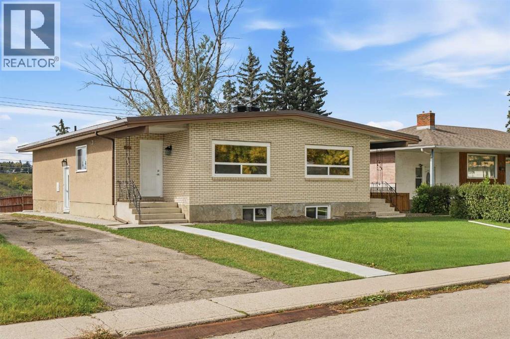 907 / 909 16 STREET NE, CALGARY, AB T2E 4S7 - Image 2000816911.jpeg?d=l