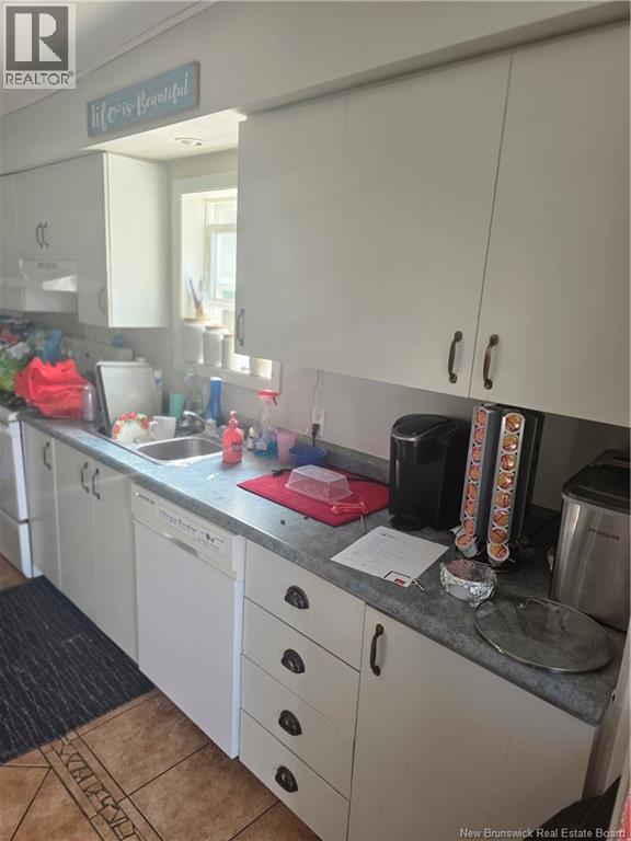 1510 Alexander Drive - Photo 4