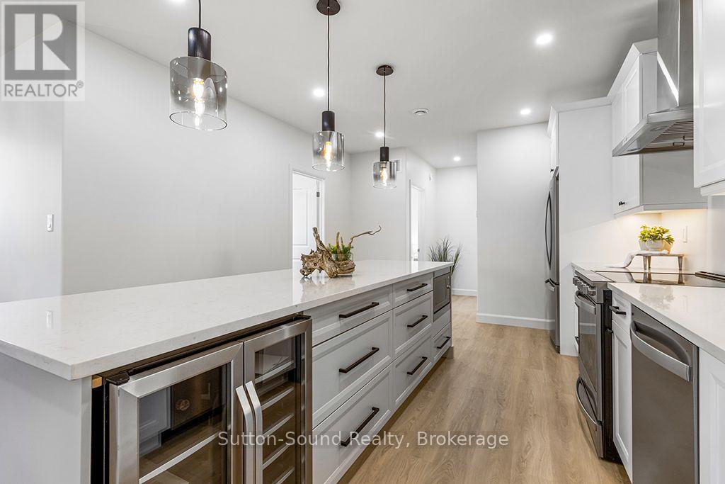 203 - 535 ISSAC STREET