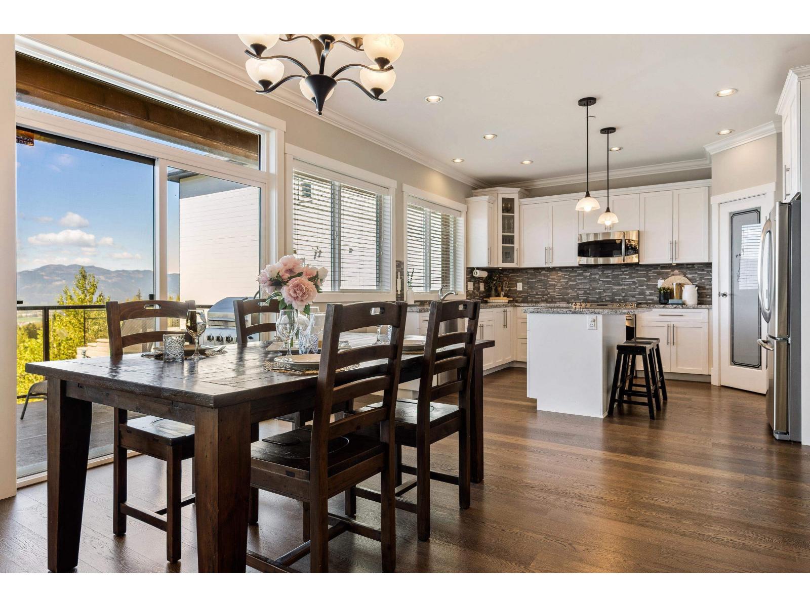 50473 KINGSTON DRIVE, Eastern Hillsides