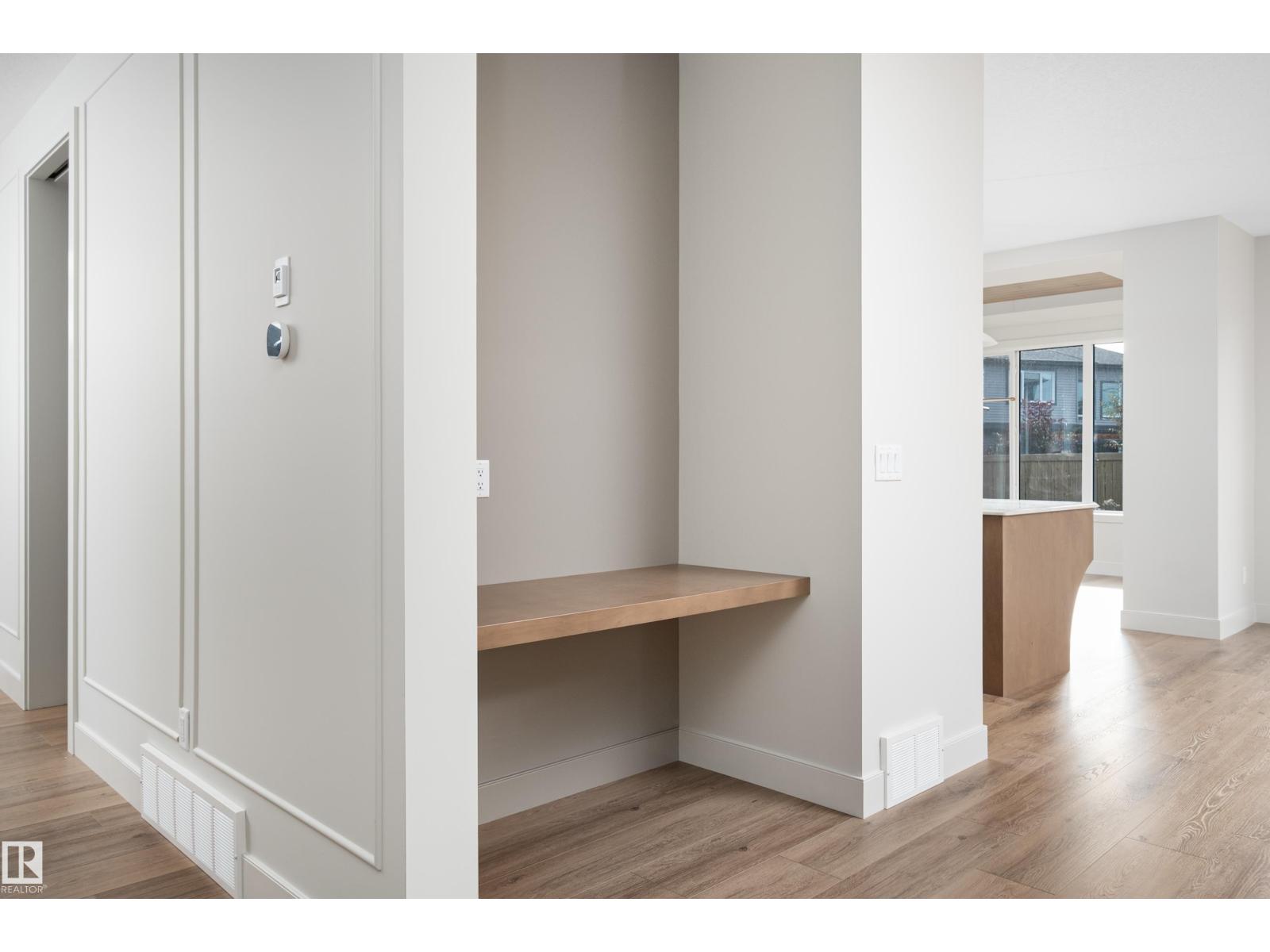 15 DARBY CR