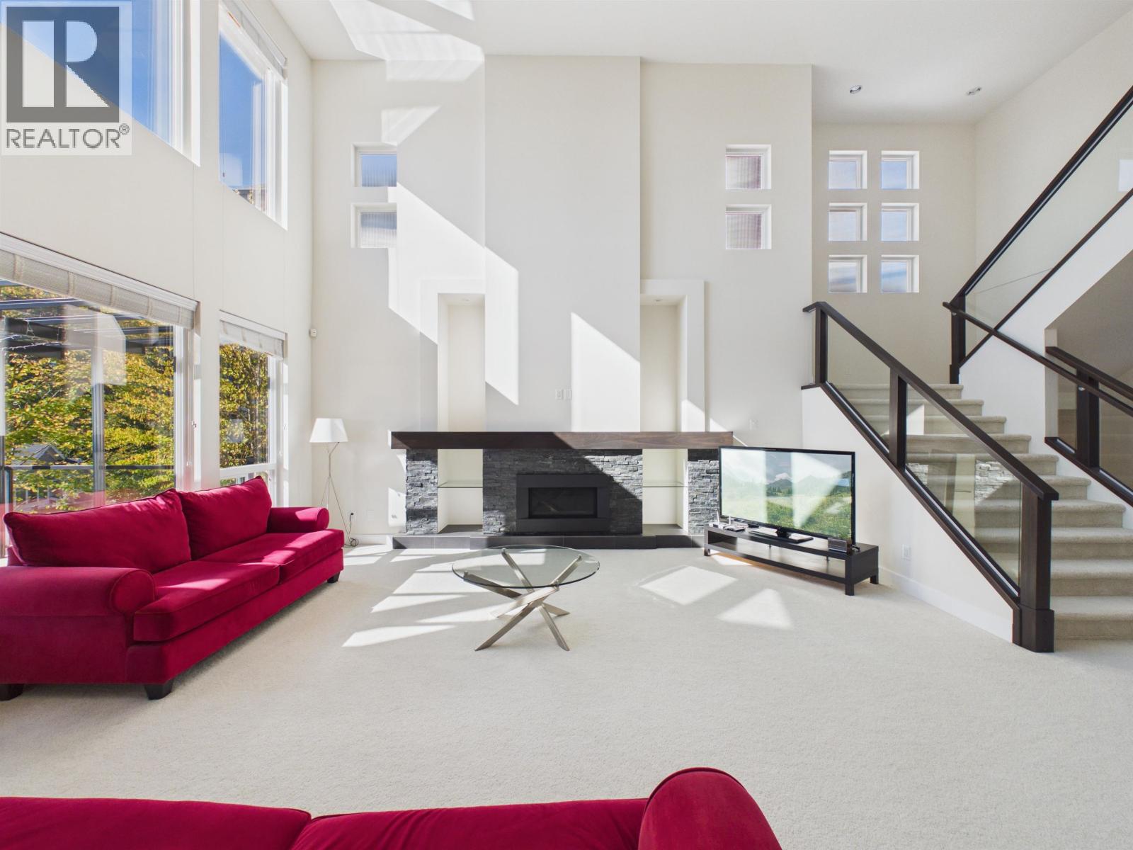 3548 HIGHLAND DRIVE
