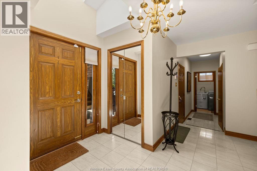 534 MICHAEL CRESCENT