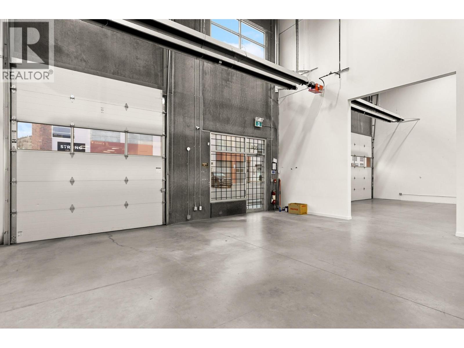 880 Clement Avenue Unit# 204
