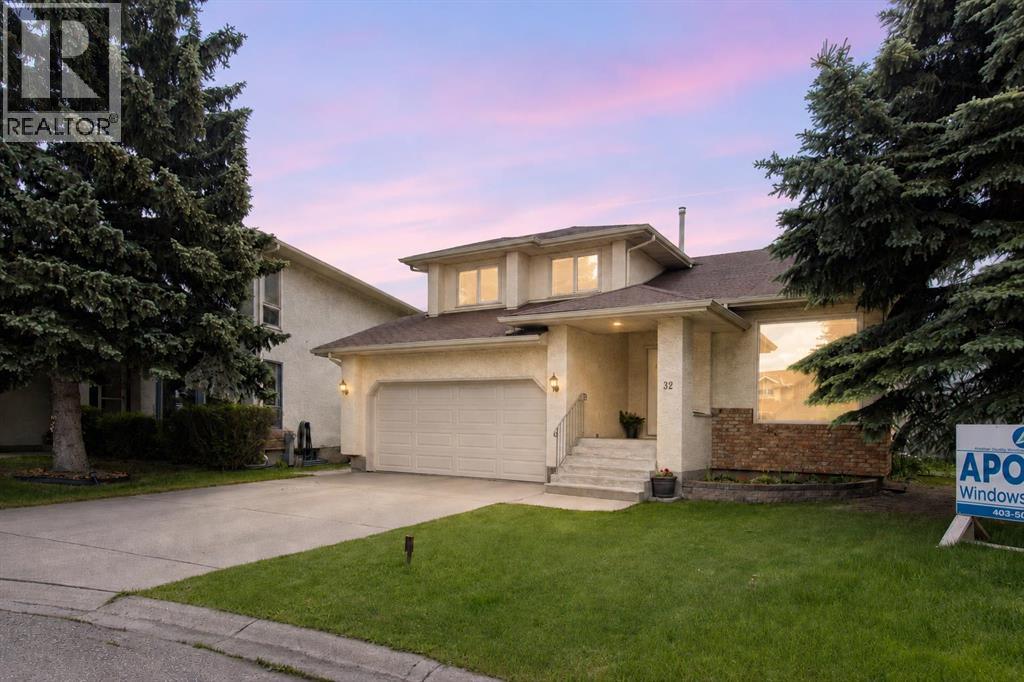 32 Del Rio Place NE