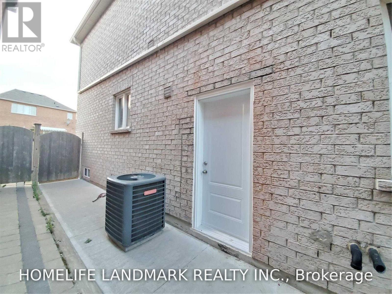 BSMT - 61 ALBERT ROFFEY CRESCENT