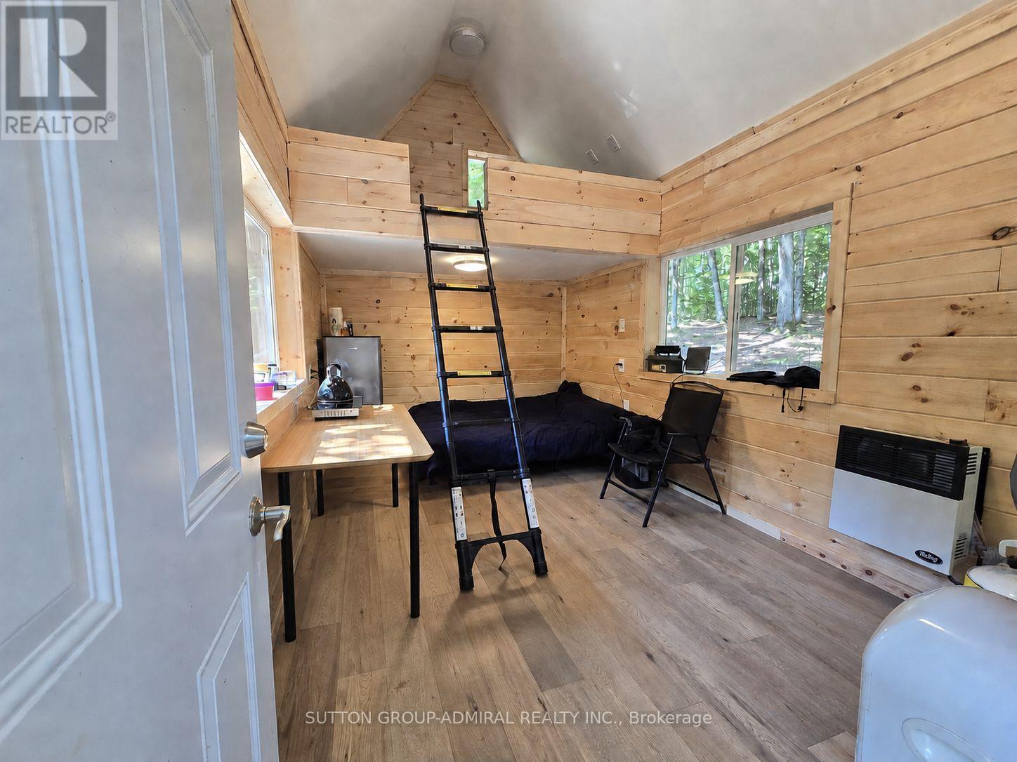 1135 ROSS LAKE ROAD