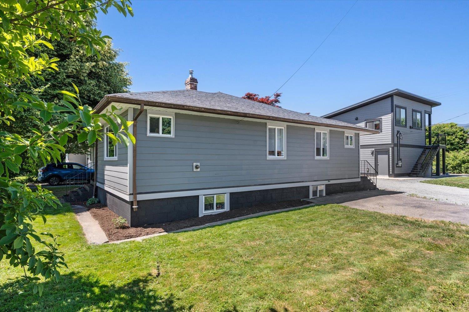 46591 PORTAGE AVENUE, Chilliwack Proper East