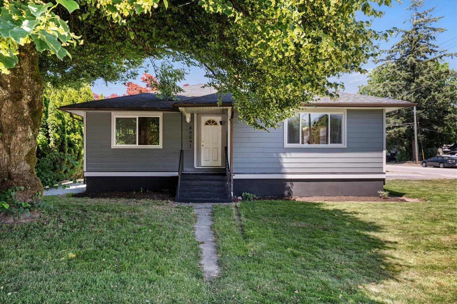 46591 PORTAGE AVENUE, Chilliwack Proper East