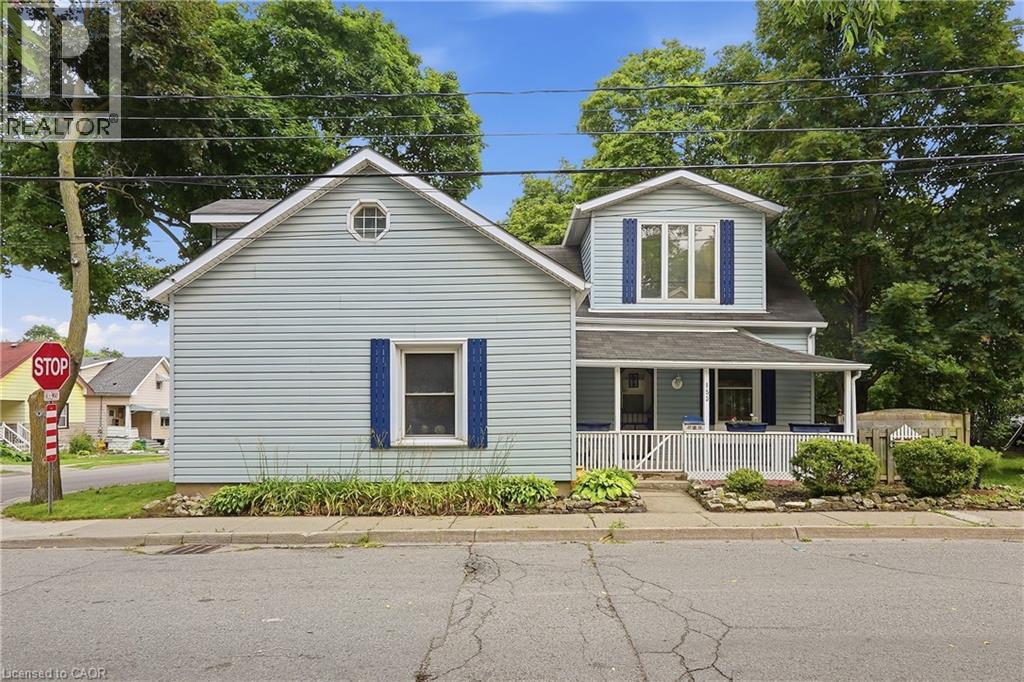 153 MONTROSE Street N