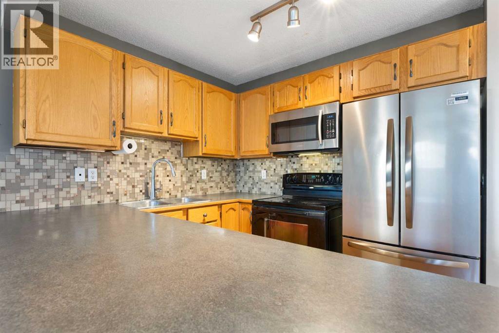 153 Everstone Place SW