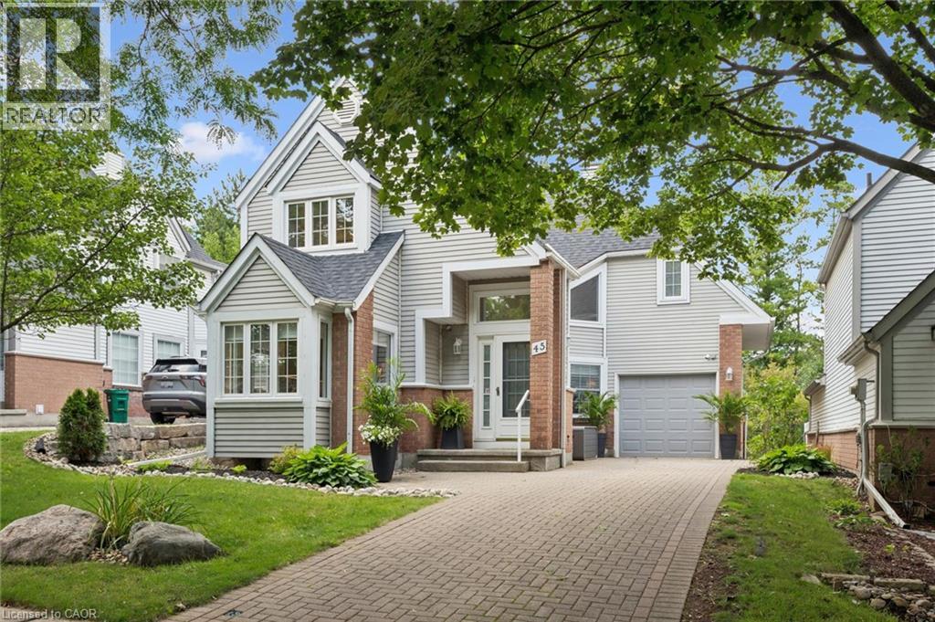 45 QUINTE Crescent
