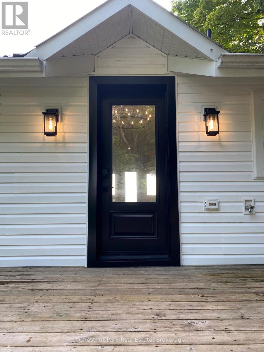 121 KIOWANA BEACH ROAD