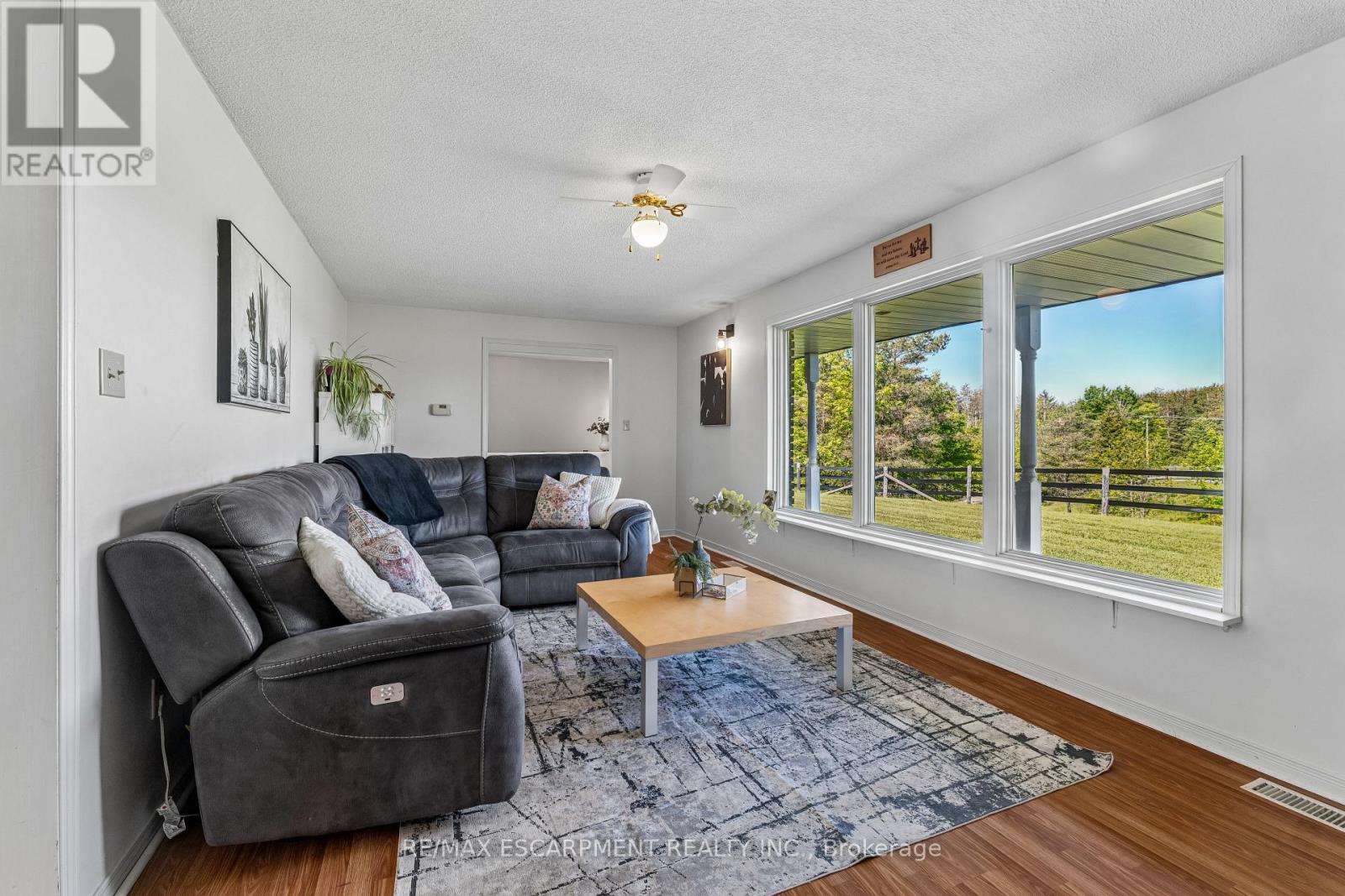 1250 ARKELL ROAD