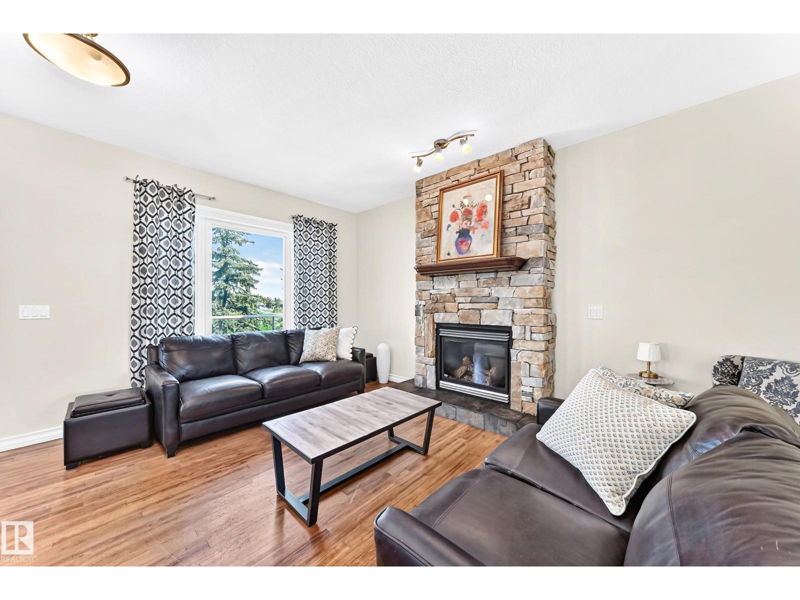428 FORREST DR