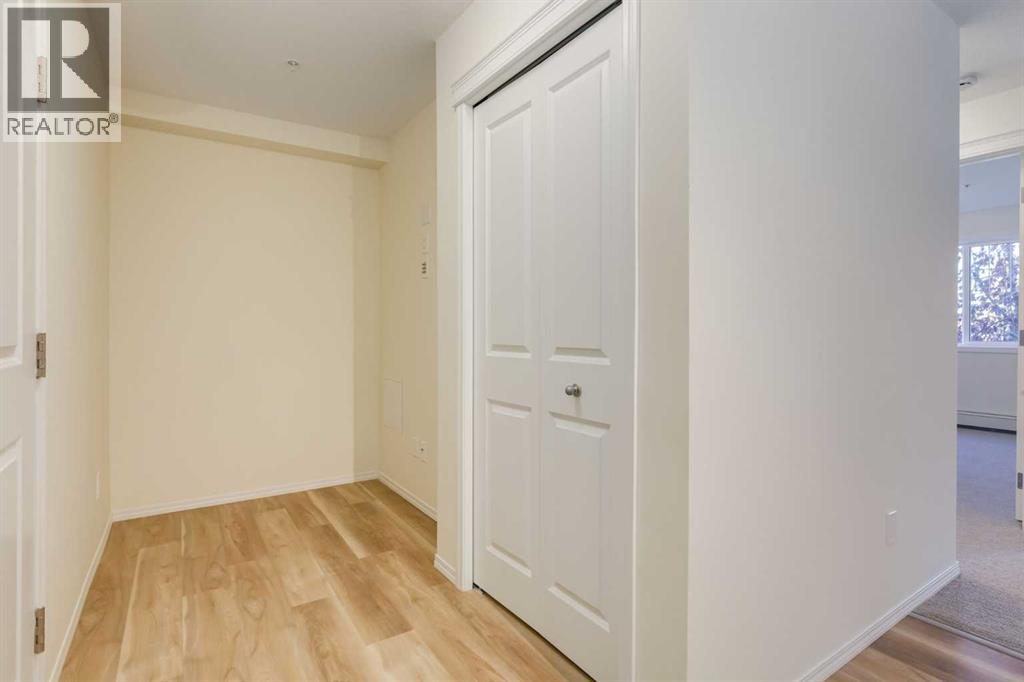 1210, 115 Prestwick Villas SE