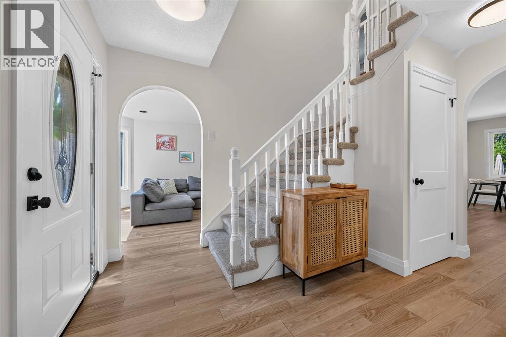 2468 Hamilton ROAD