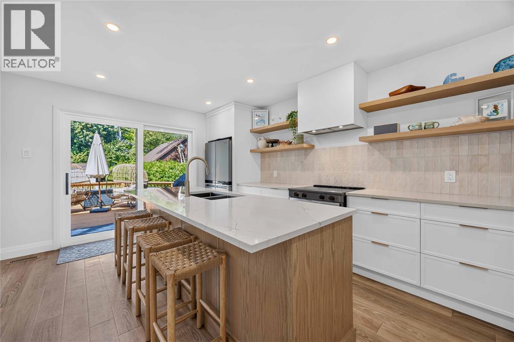 2468 Hamilton ROAD