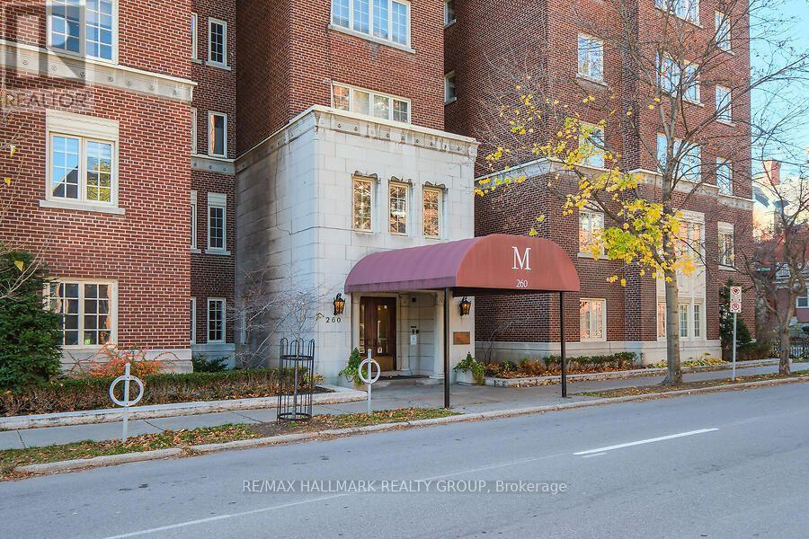 2C - 260 METCALFE STREET