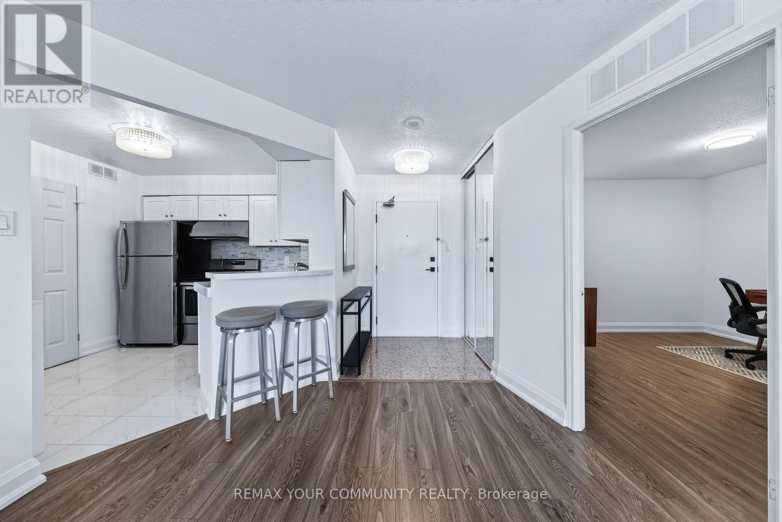 1011 - 8501 BAYVIEW AVENUE