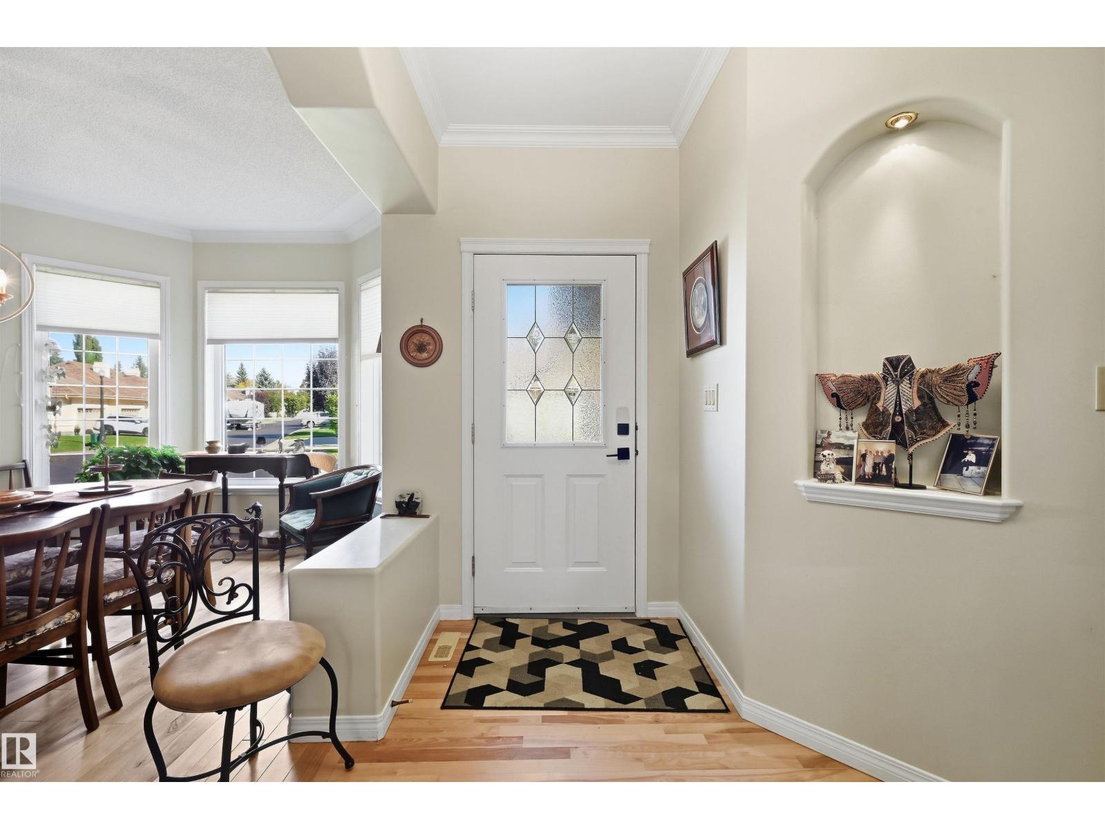 #11 170 KINGSWOOD BV