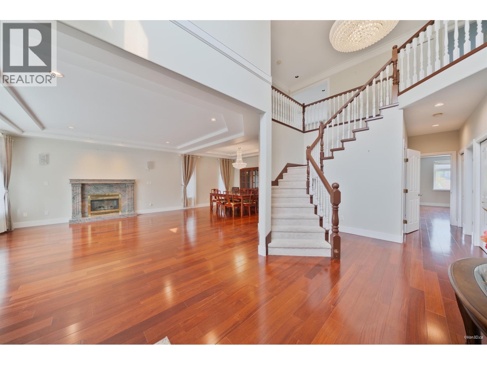 7157 RIDGEVIEW DRIVE