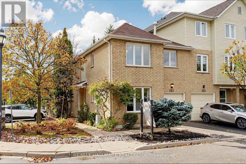 1-351 RIDDELL COURT, NEWMARKET (GORHAM-COLLEGE MANOR), ON L3Y 8M8 - Image 2245882533.jpeg?d=l