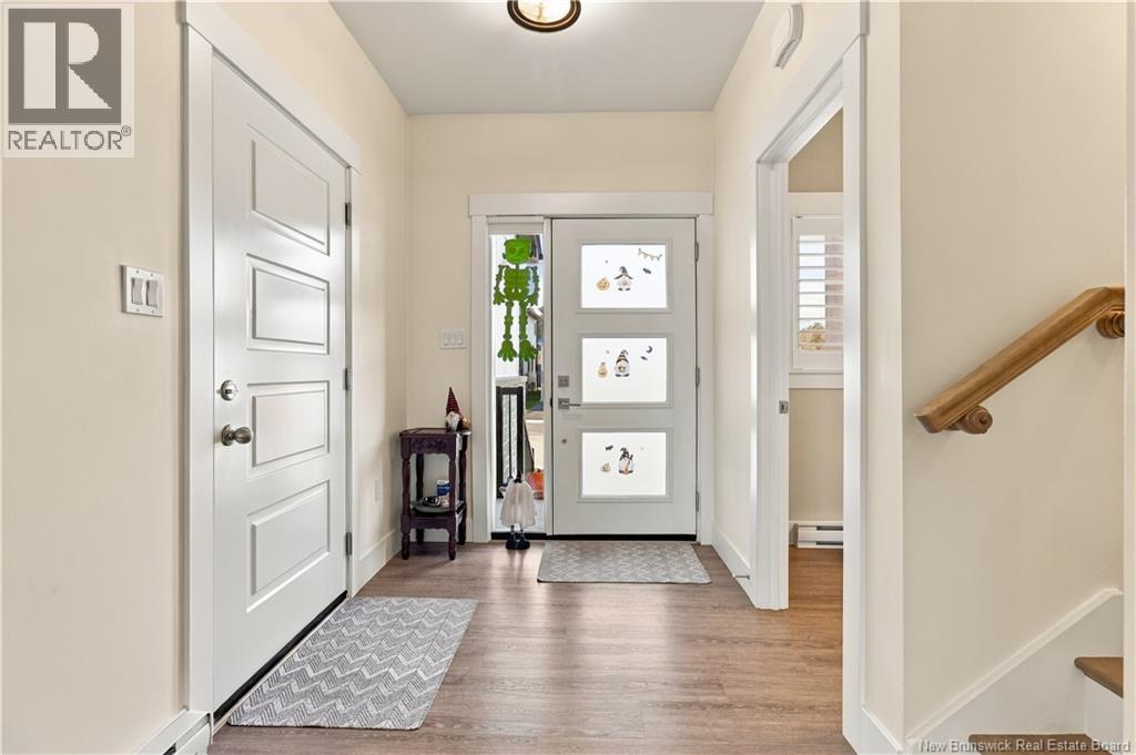 5 Viewpoint Crescent
