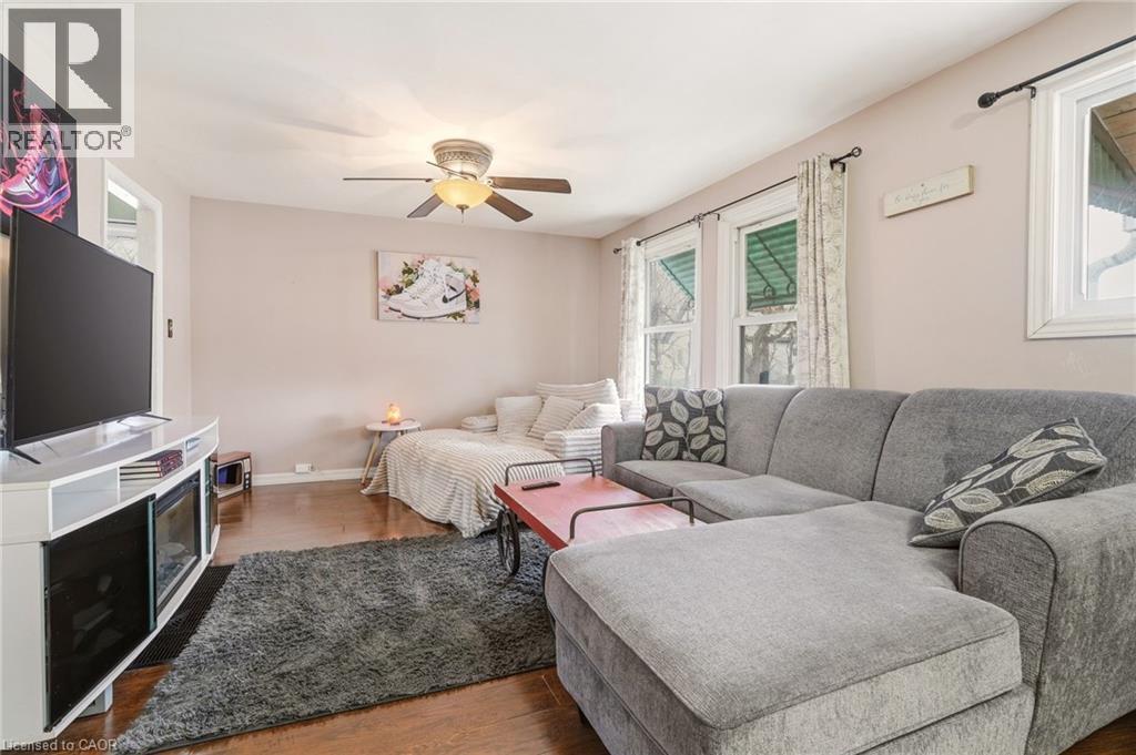 66 EAST 32ND Street