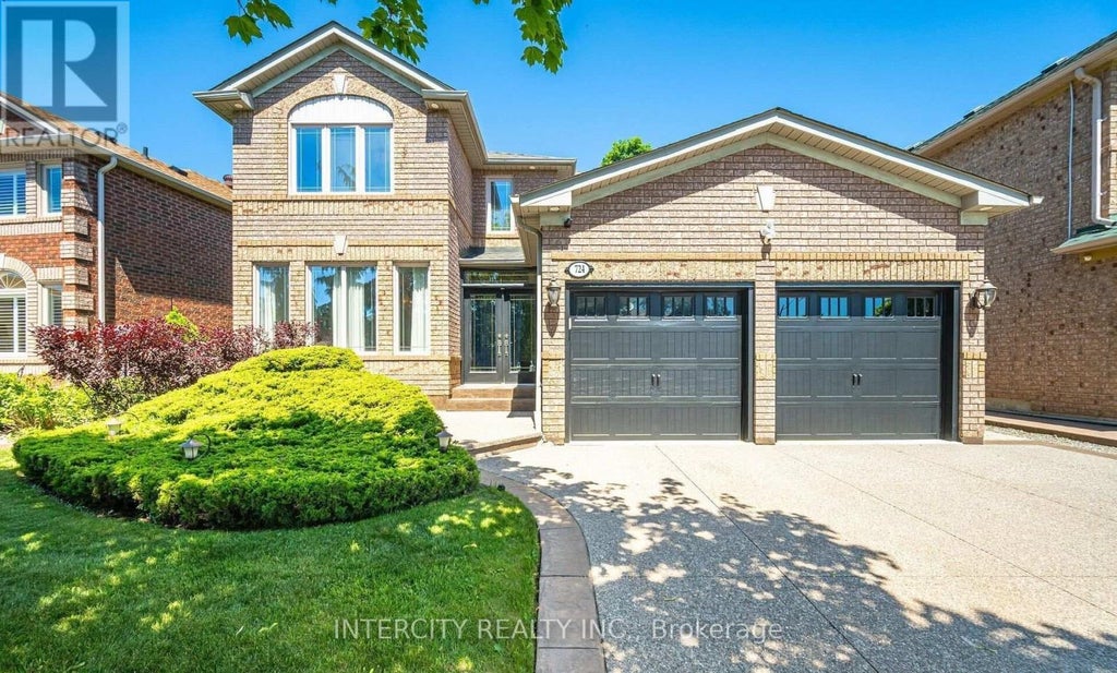 724 PETER ROBERTSON BOULEVARD, BRAMPTON (SANDRINGHAM-WELLINGTON), ON L6R 1S9 - Image 2944181860.jpeg?d=l