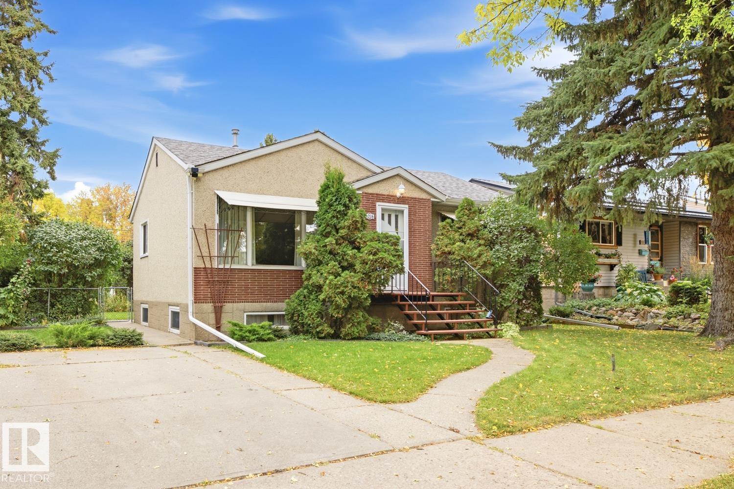 4218 111 AV NW