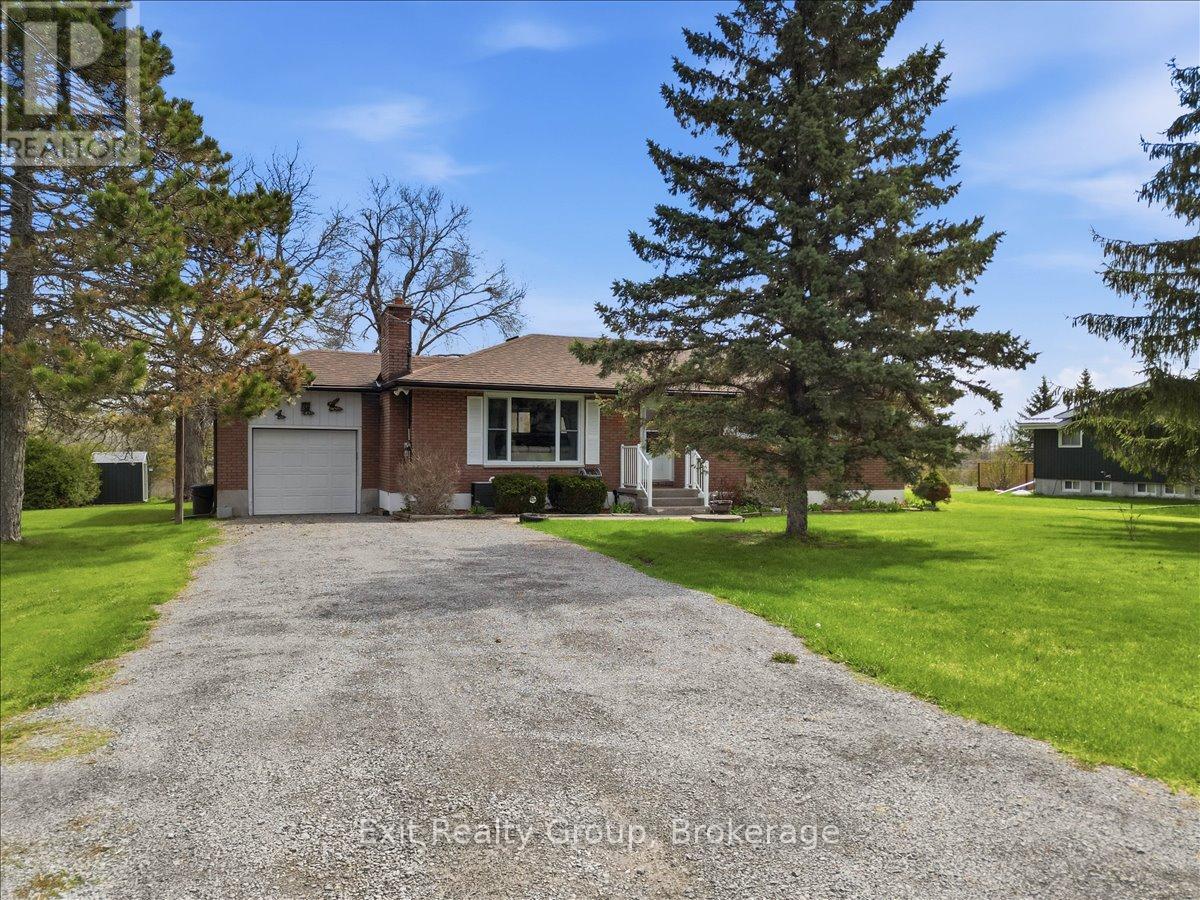 196 ELMWOOD DRIVE