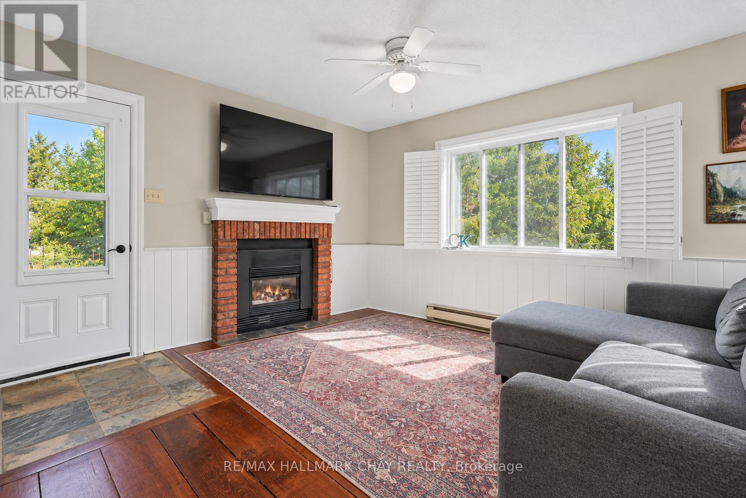 53 - 19 DAWSON DRIVE