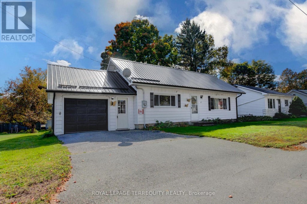 17 DONALD STREET, HAVELOCK-BELMONT-METHUEN (HAVELOCK), ON K0L 1Z0 - Image 2602240621.jpeg?d=l
