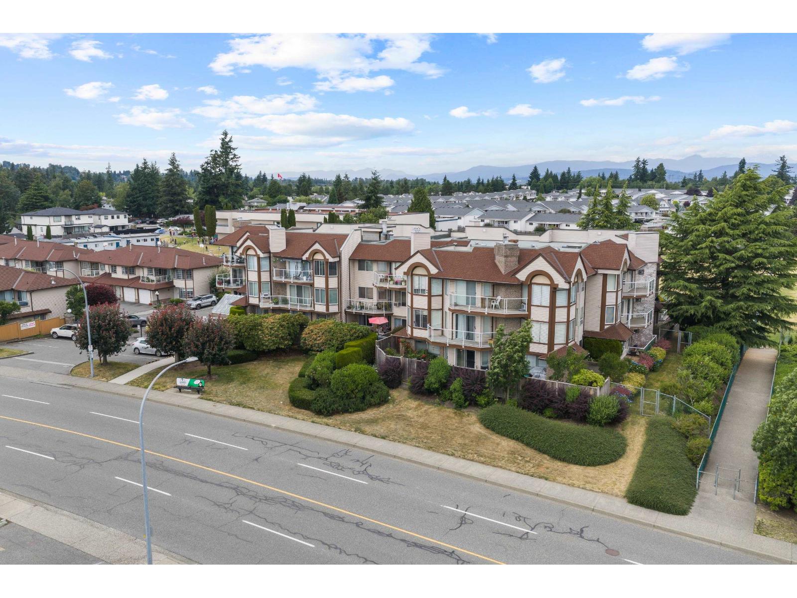 208 32669 GEORGE FERGUSON WAY