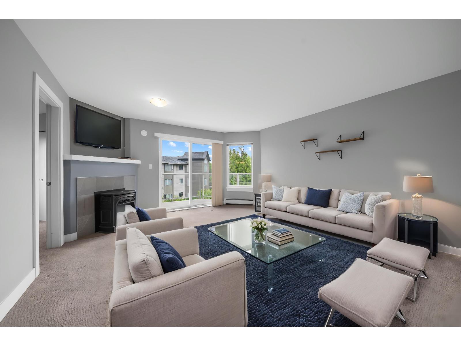 208 32669 GEORGE FERGUSON WAY