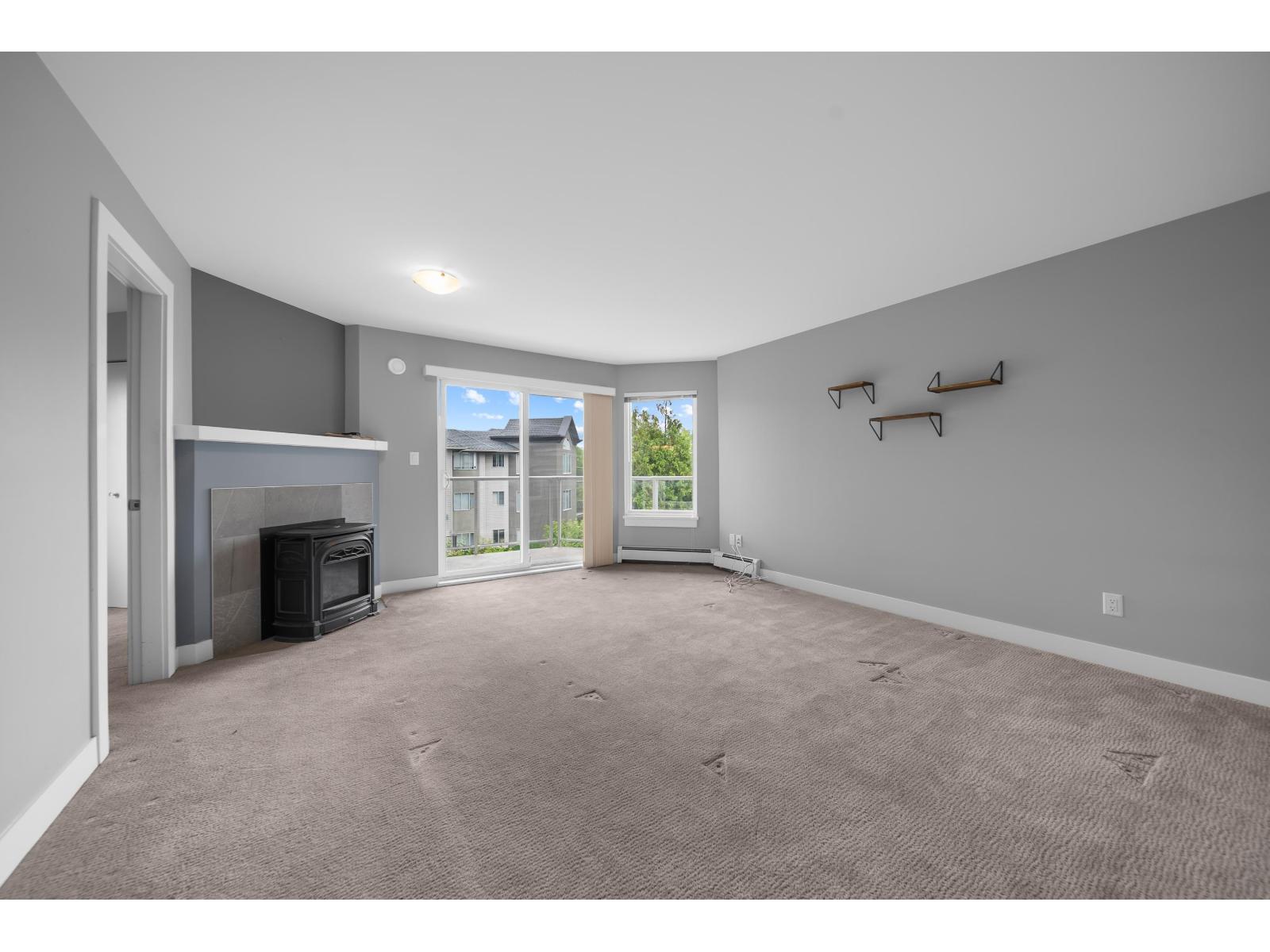 208 32669 GEORGE FERGUSON WAY