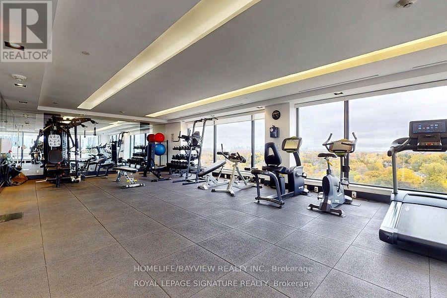203 - 3018 YONGE STREET W