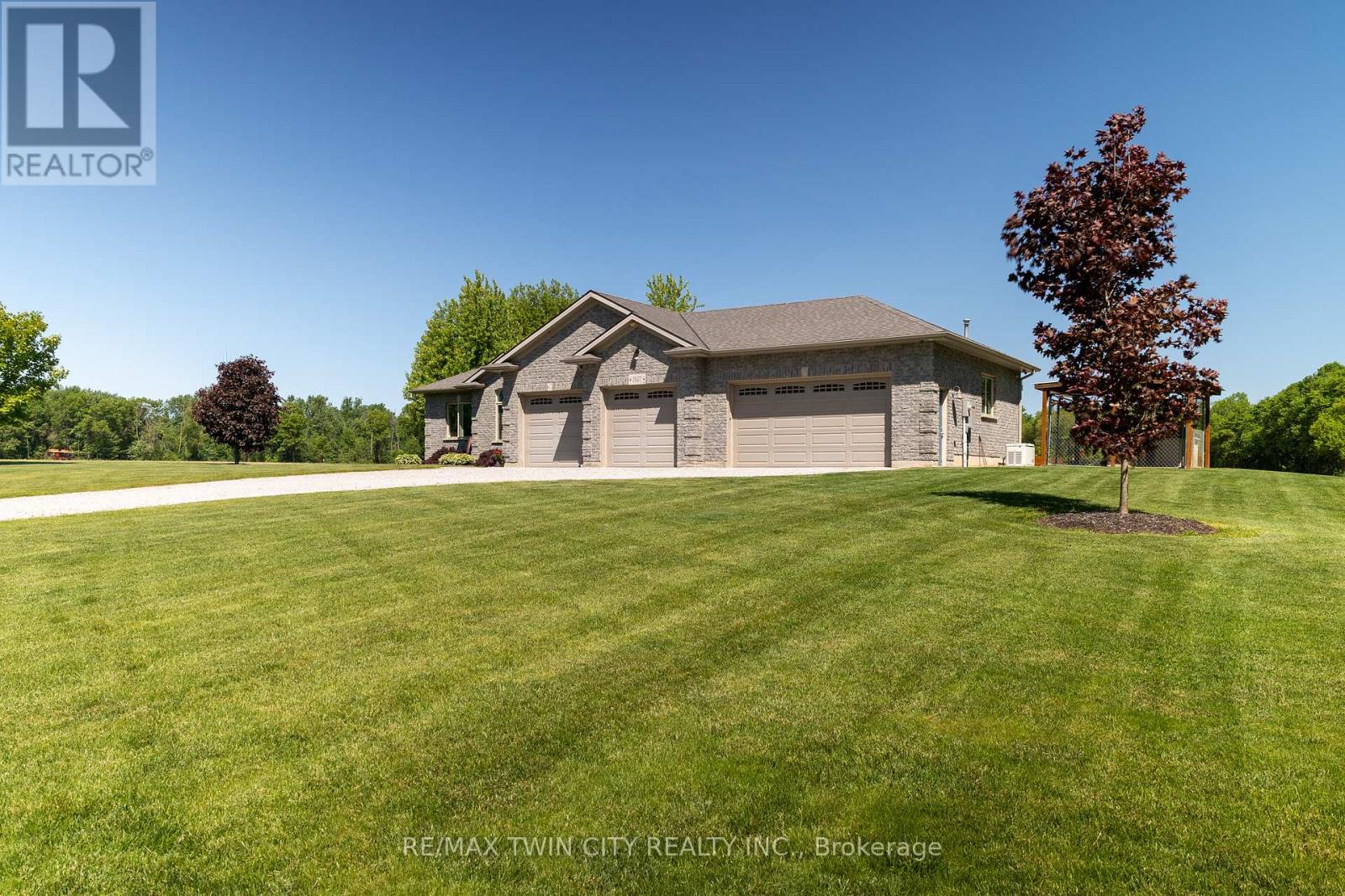 1827 WINDHAM RD. 3