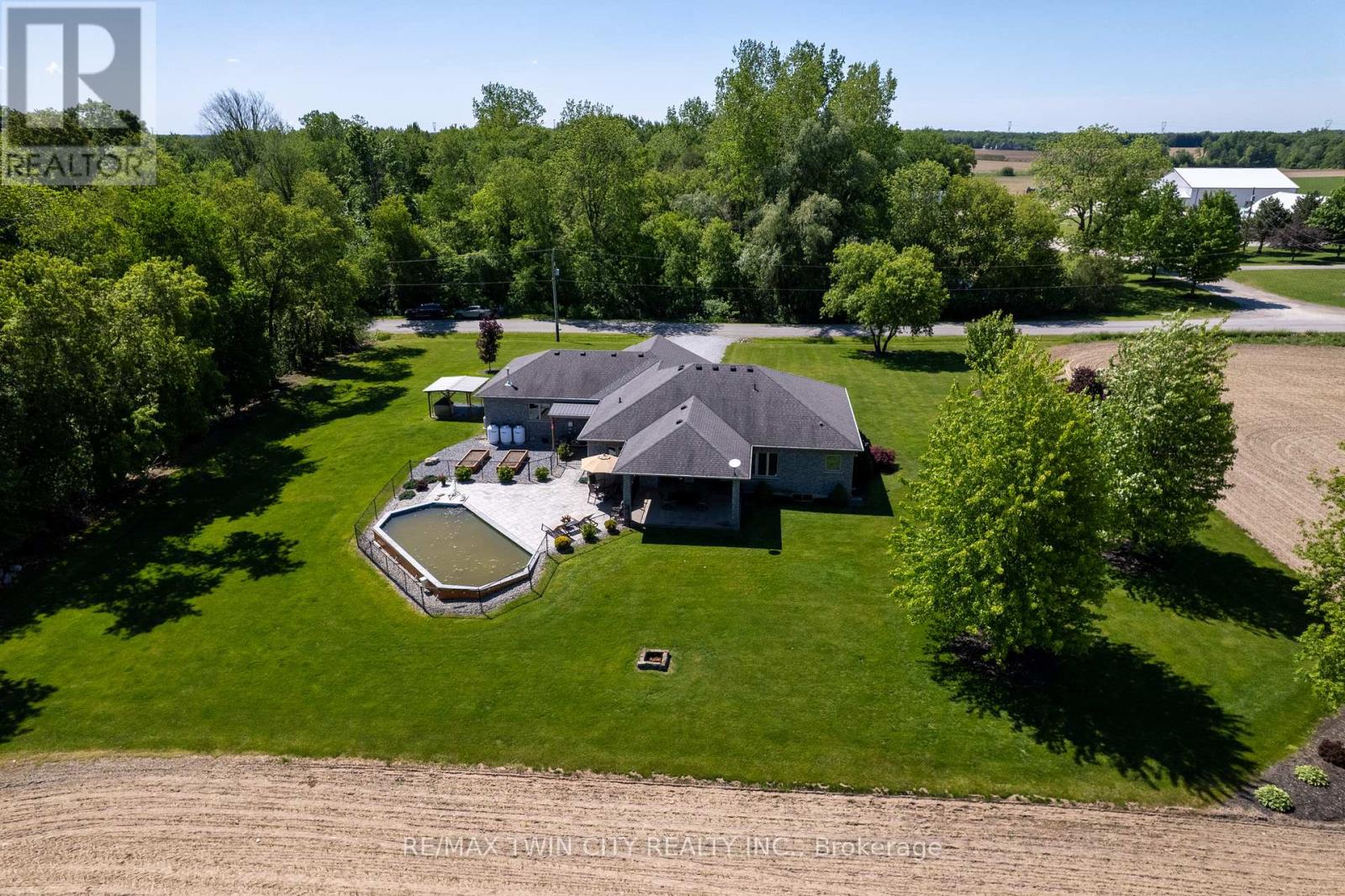 1827 WINDHAM RD. 3