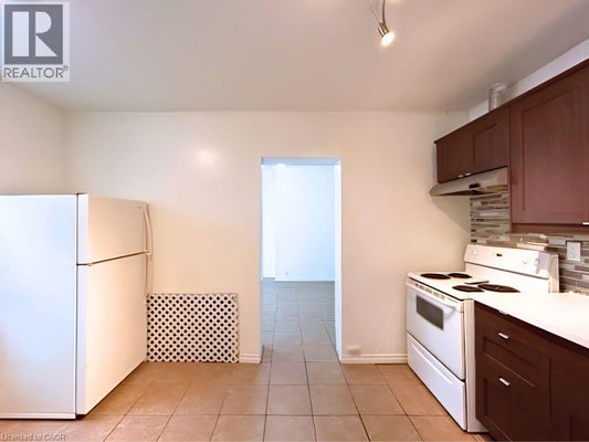 4 - 69 Sherman Ave S, Hamilton, ON 3
