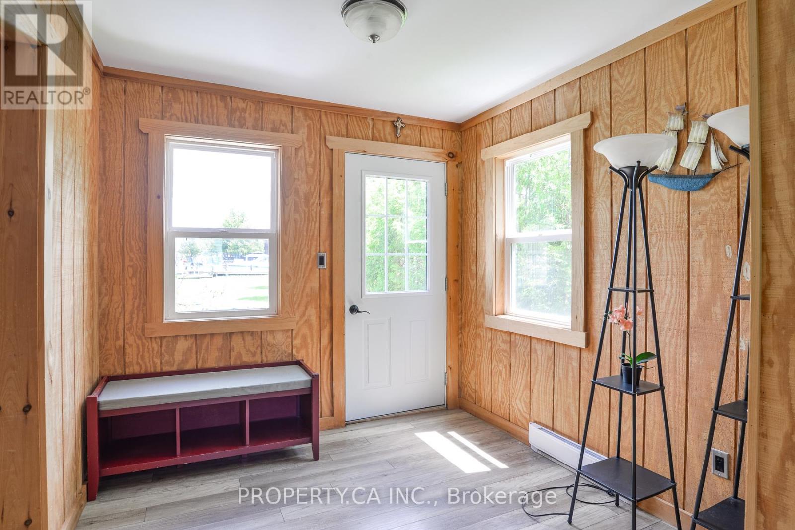 4099 GLEN CEDAR DRIVE