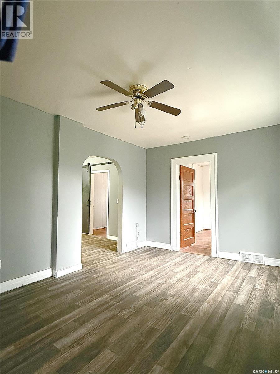 172 4th STREET E
