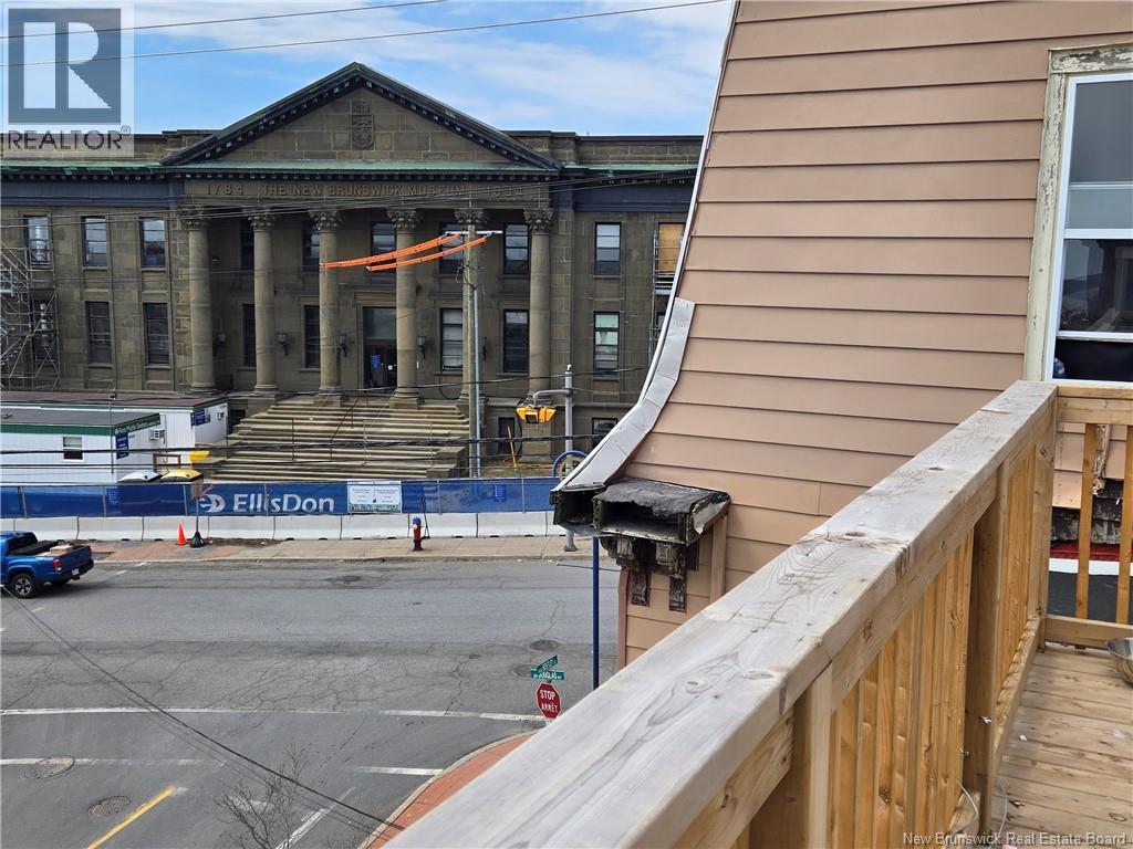 260 Douglas Avenue - Photo 3