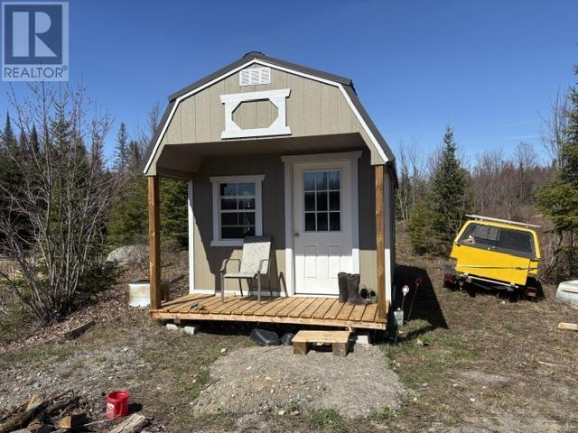 141 Brownlee RD - Photo 4