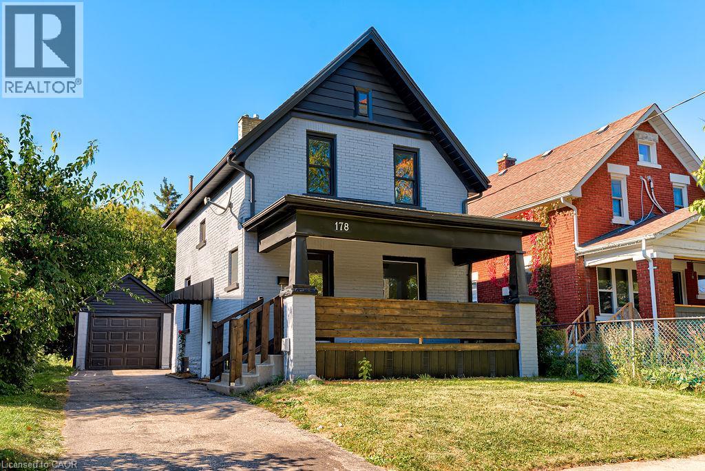 178 KENT Avenue