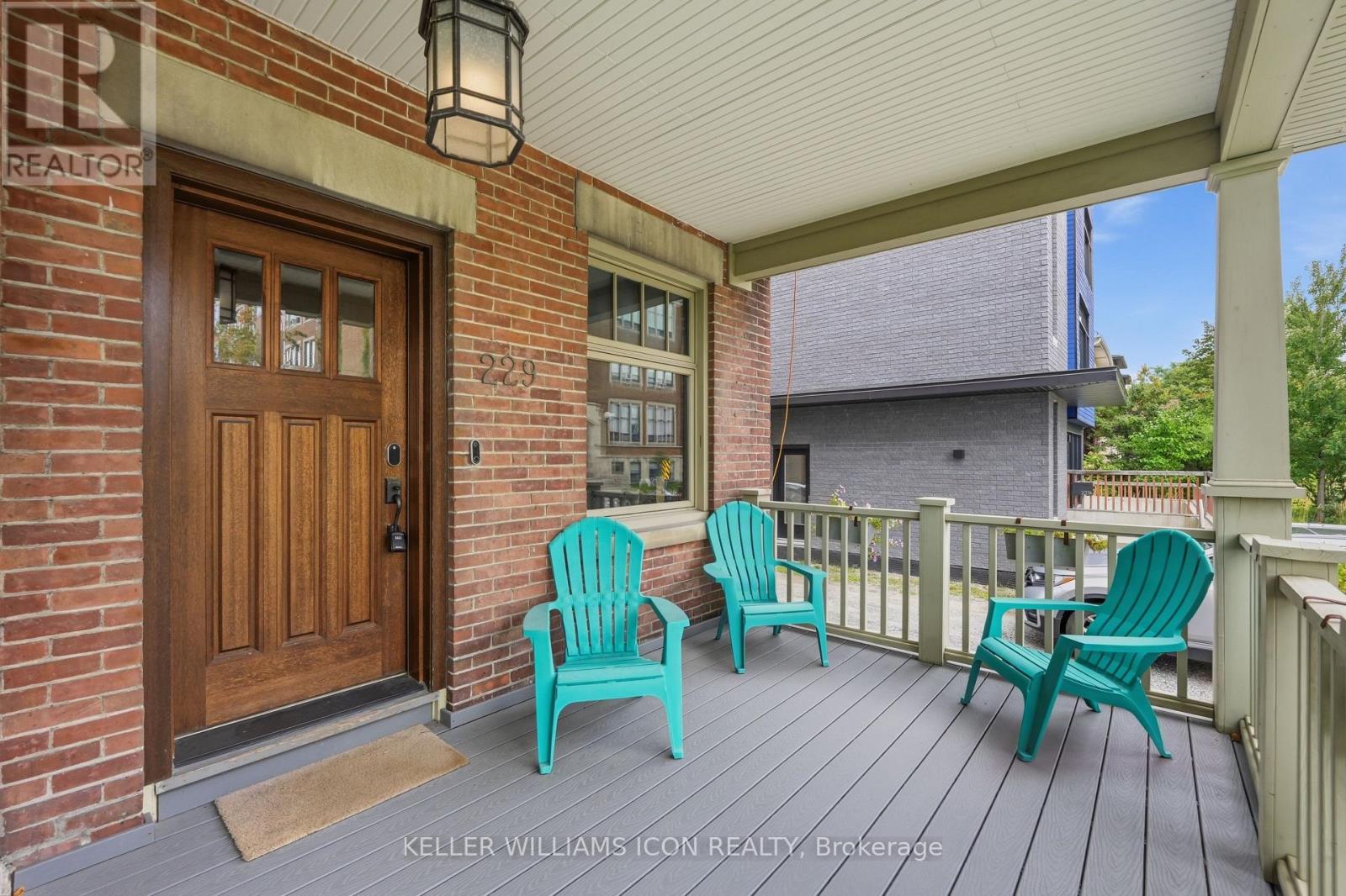 229 GLEBE AVENUE