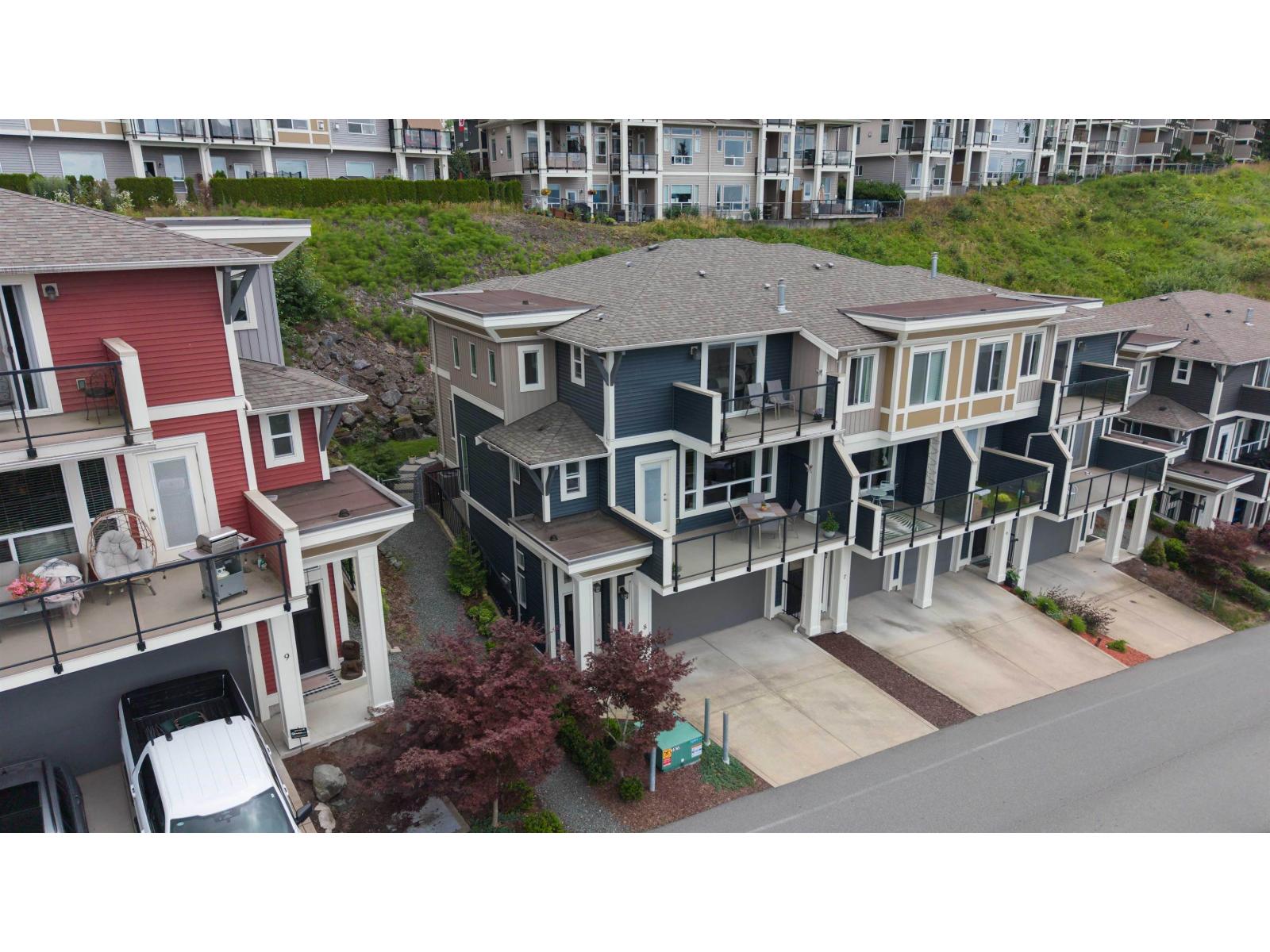 8 6026 LINDEMAN STREET, Promontory