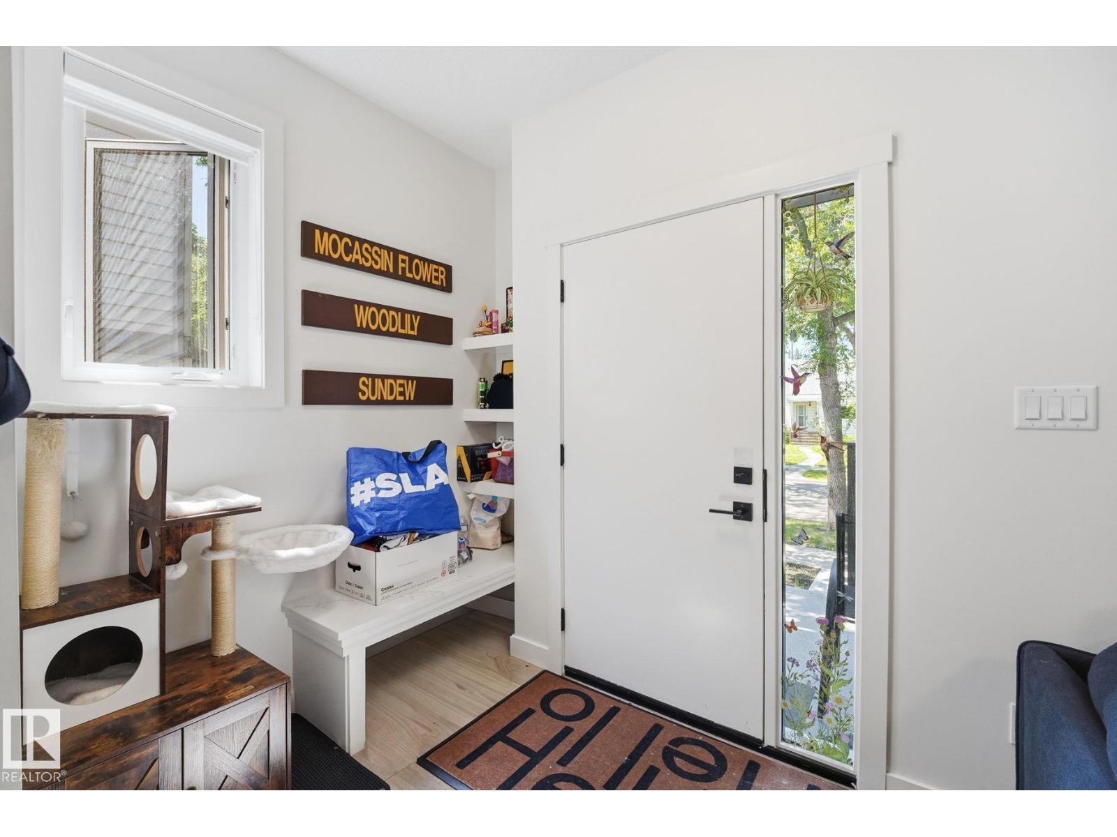 11007 132 ST NW